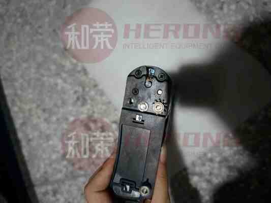নতুন উচ্চ মানের এটিএম ক্যাশ ডিসপেন্সিং ই-রিং লকিং ফাস্টেনার 4×9×0.6 ফিট Hyosung CDU ক্ল্যাম্প ক্যারেজে