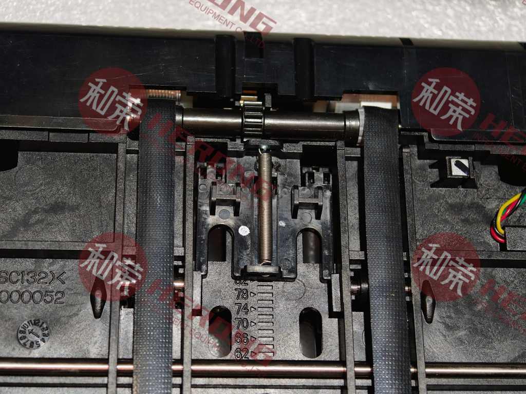 Hyosung CDU ক্ল্যাম্প ক্যারেজ এটিএম ক্যাশ ডিসপেনসার যন্ত্রাংশের জন্য নতুন উচ্চ মানের স্প্রিং